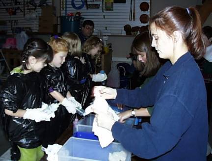 Tie dye group.jpg (23712 bytes)