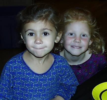 lunch3.jpg (24102 bytes)